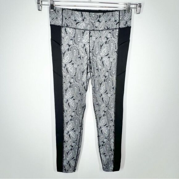 Lot Of 2 Lands End Active Compression Leggings Navy Palm & Paisley XLT XL TALL - Picture 3 of 13